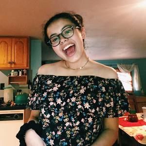 Meet your Posher, Sarai